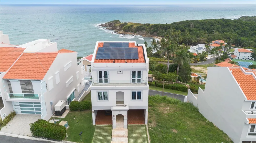 1 CALLE #78 Humacao, PR 00791