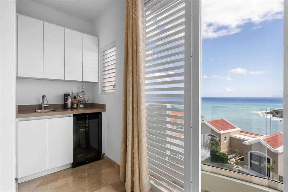 1 CALLE #78 Humacao, PR 00791