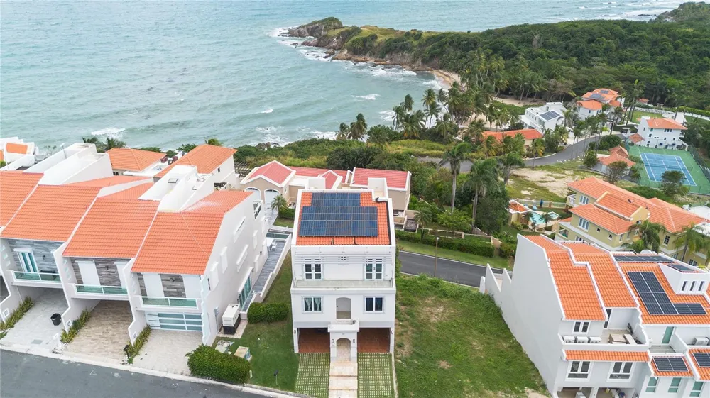 1 CALLE #78 Humacao, PR 00791