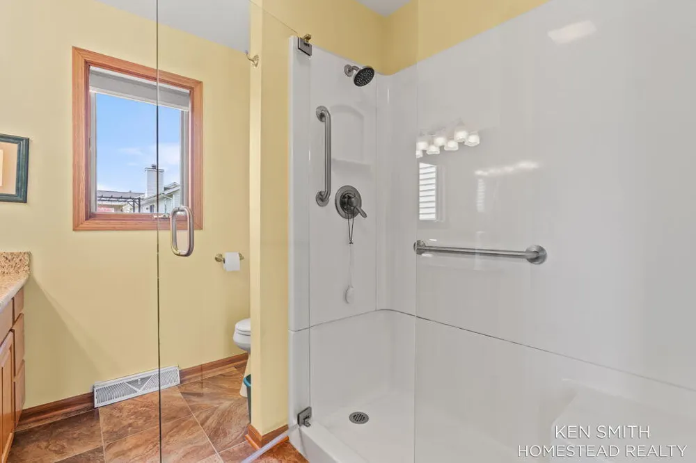5131 Windybrook Drive SW Grandville, MI 49418