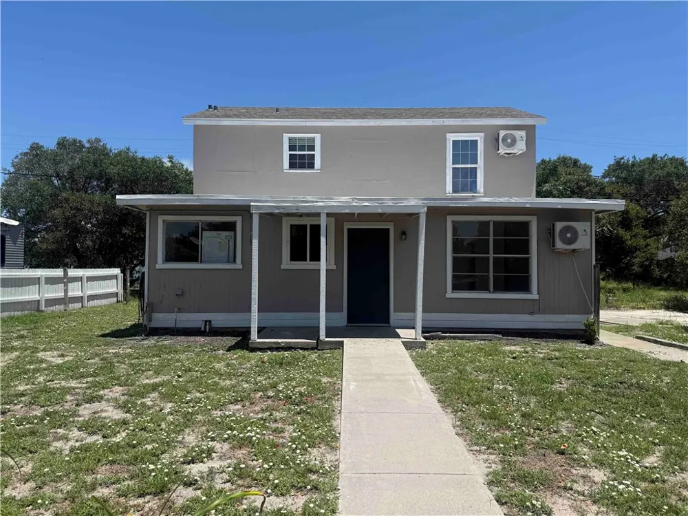 215 S 11th Street Aransas Pass, TX 78336