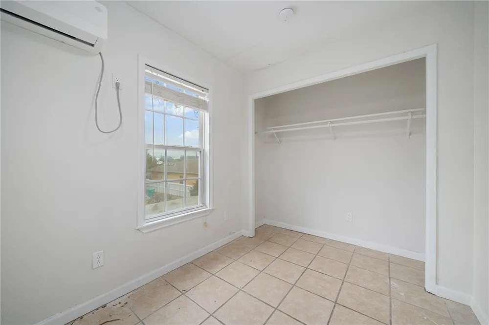215 S 11th Street Aransas Pass, TX 78336