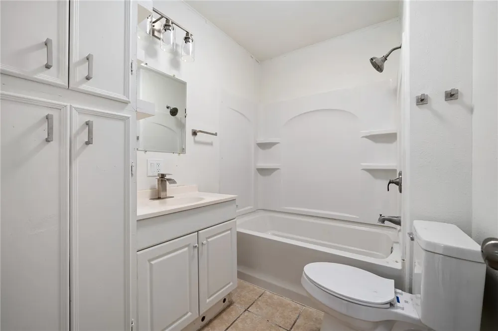 215 S 11th Street Aransas Pass, TX 78336