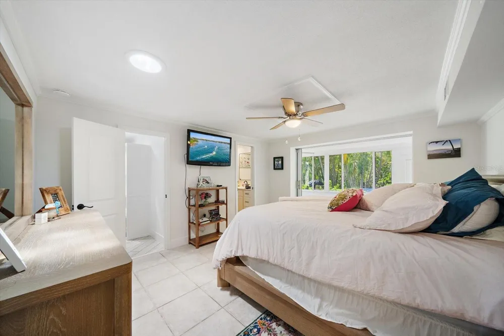 820 SPANISH DRIVE S #. Longboat Key, FL 34228
