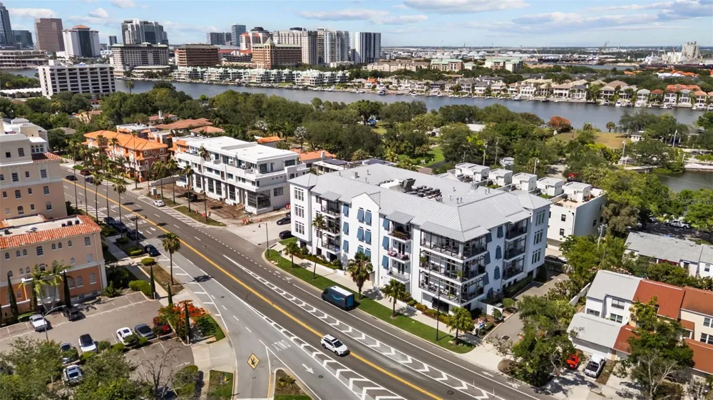 91 DAVIS BOULEVARD #204 Tampa, FL 33606