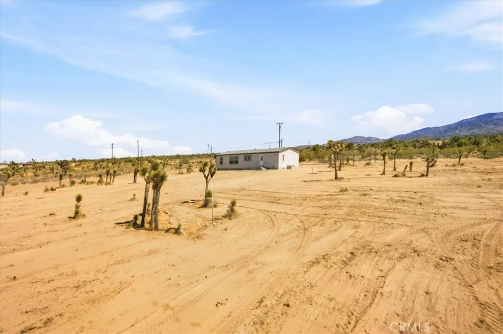 1646 Goss Road Pinon Hills, CA 92372