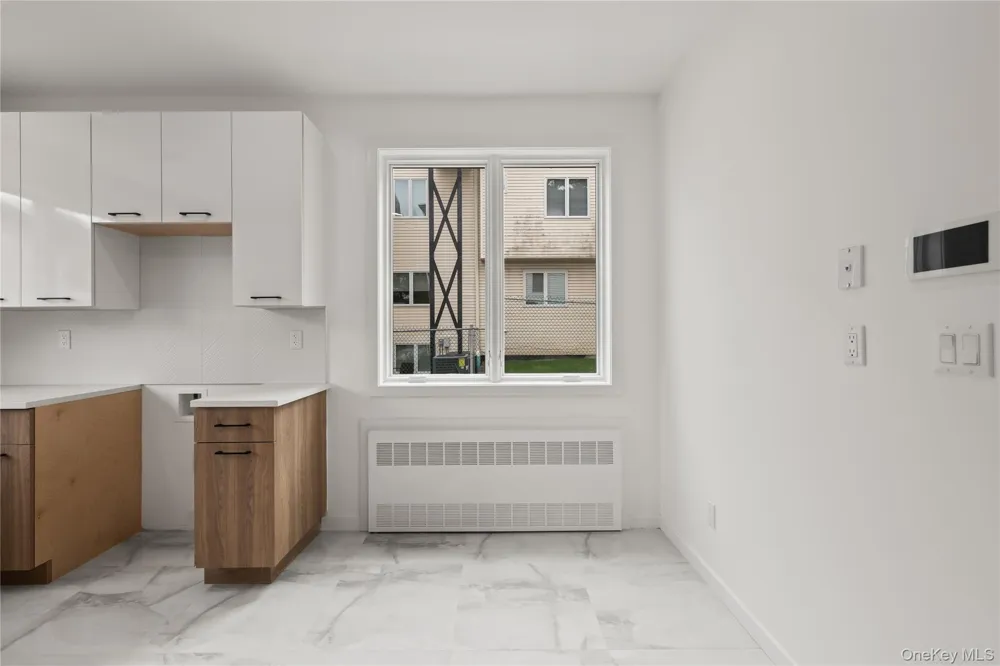 105 Cole Avenue #111 Spring Valley, NY 10977