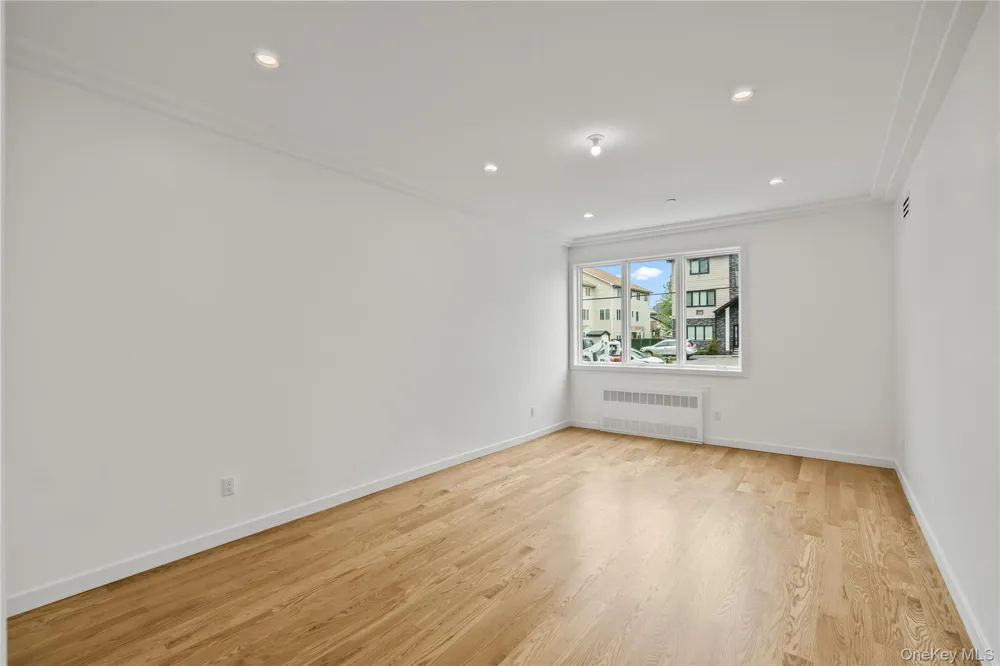 105 Cole Avenue #111 Spring Valley, NY 10977