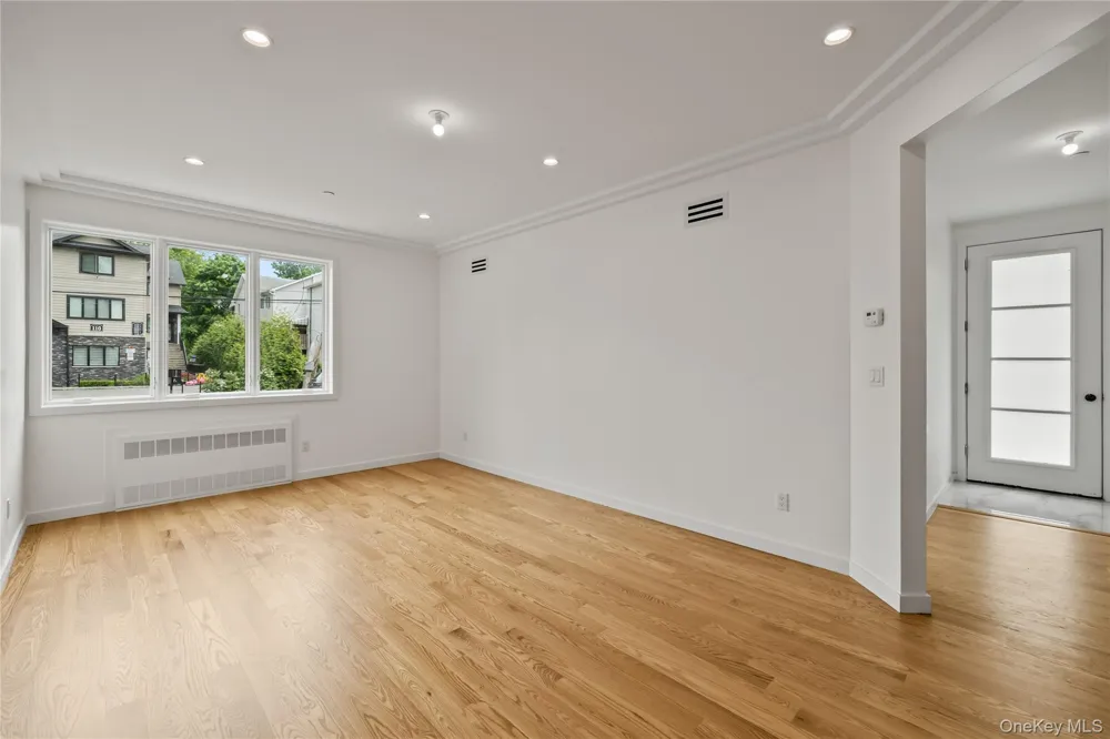 105 Cole Avenue #111 Spring Valley, NY 10977
