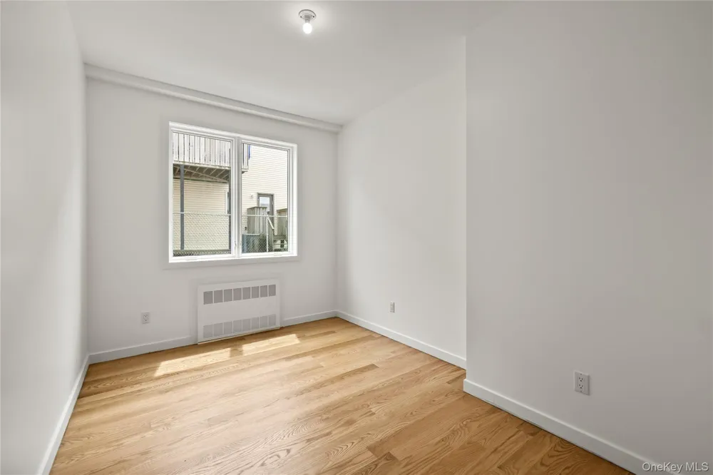 105 Cole Avenue #111 Spring Valley, NY 10977