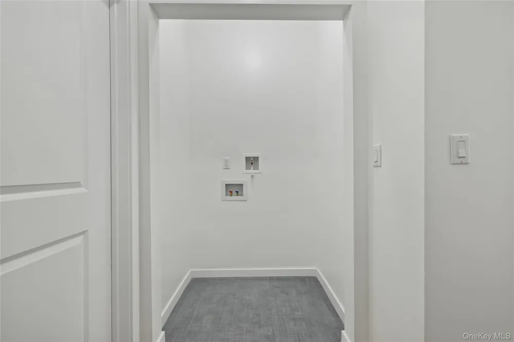 105 Cole Avenue #111 Spring Valley, NY 10977