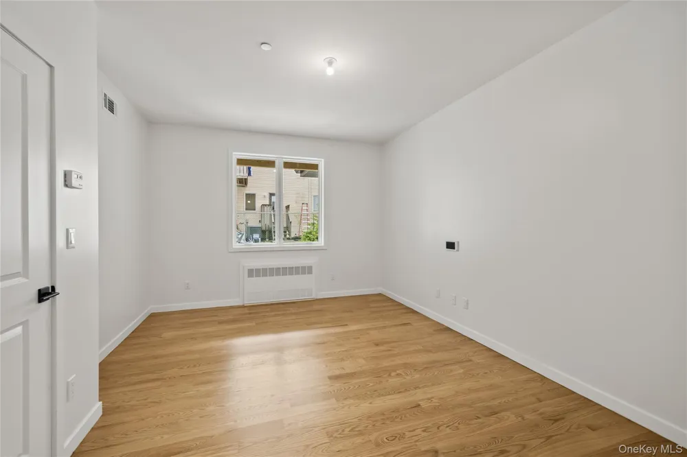105 Cole Avenue #111 Spring Valley, NY 10977