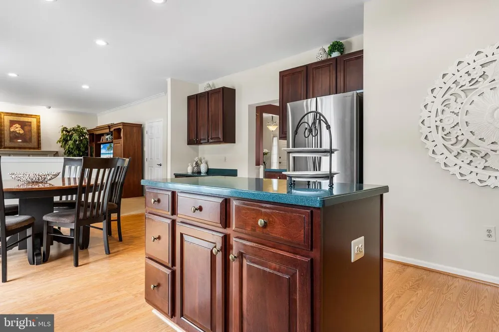 1368 JASPER DRIVE Ambler, PA 19002