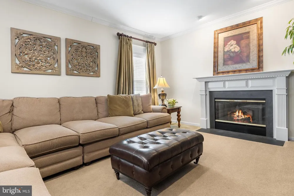 1368 JASPER DRIVE Ambler, PA 19002