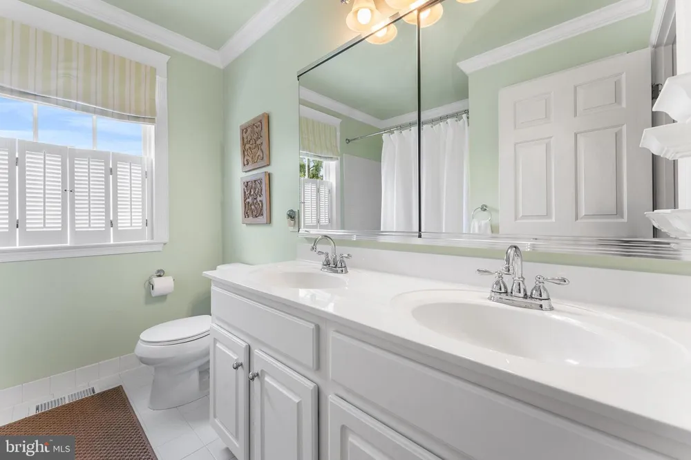 1368 JASPER DRIVE Ambler, PA 19002