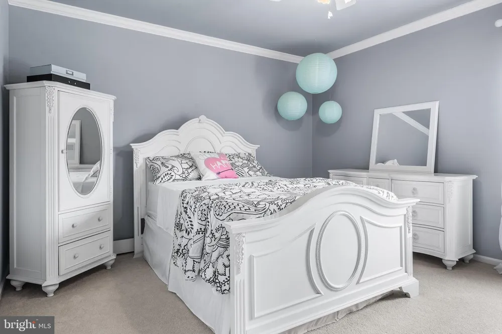 1368 JASPER DRIVE Ambler, PA 19002