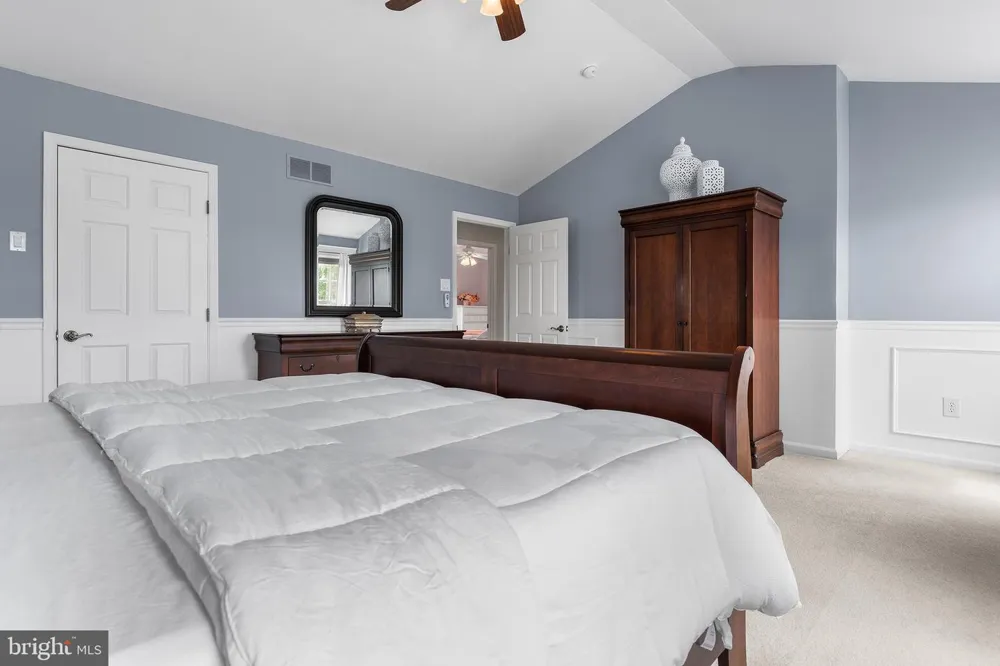 1368 JASPER DRIVE Ambler, PA 19002