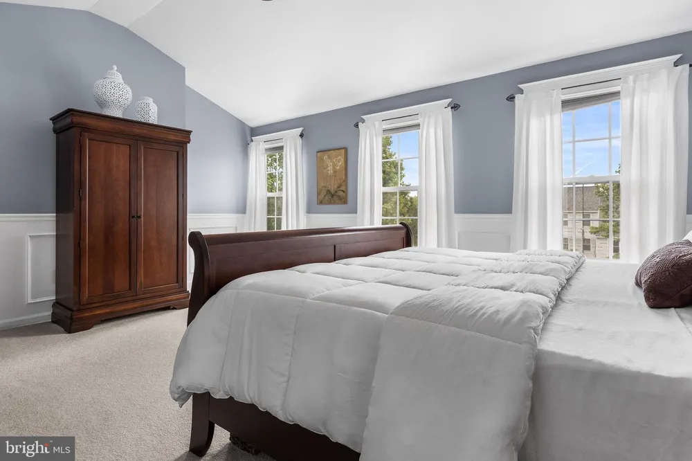 1368 JASPER DRIVE Ambler, PA 19002