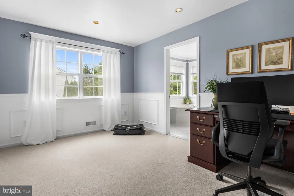 1368 JASPER DRIVE Ambler, PA 19002