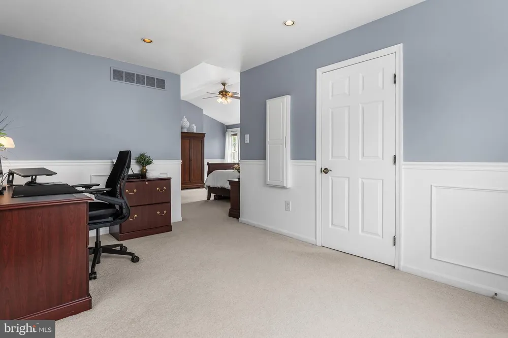 1368 JASPER DRIVE Ambler, PA 19002