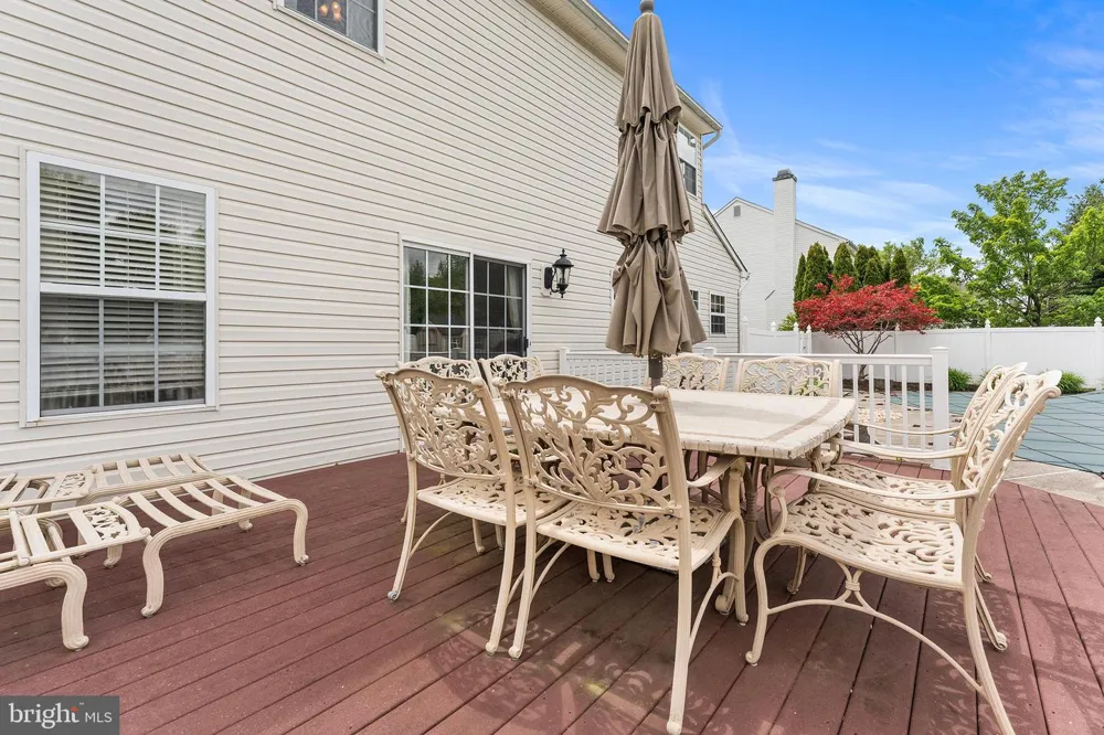 1368 JASPER DRIVE Ambler, PA 19002