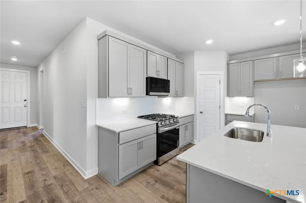 5428 SanPietro Drive Austin, TX 78747