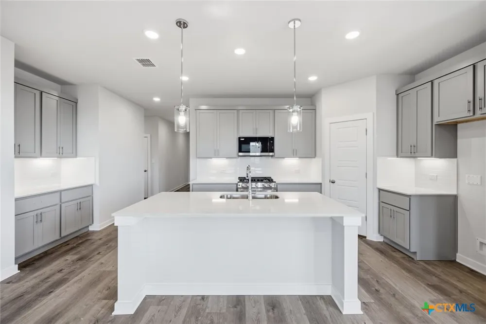 5428 SanPietro Drive Austin, TX 78747