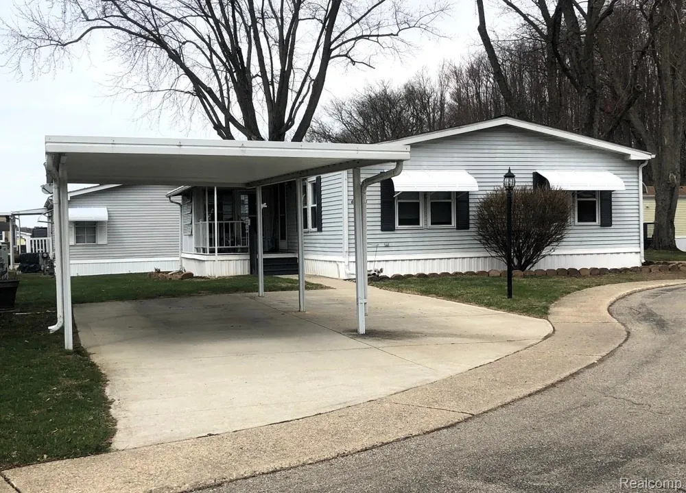 608 Holly Court Jonesville City, MI 49250