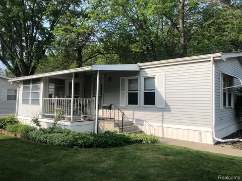 608 Holly Court