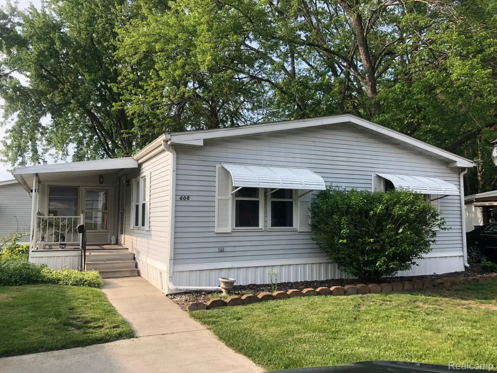 608 Holly Court Jonesville City, MI 49250