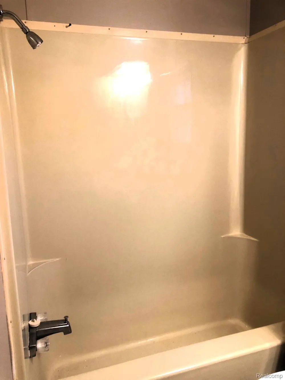 608 Holly Court Jonesville City, MI 49250