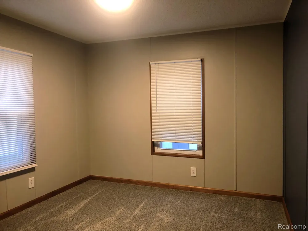 608 Holly Court Jonesville City, MI 49250