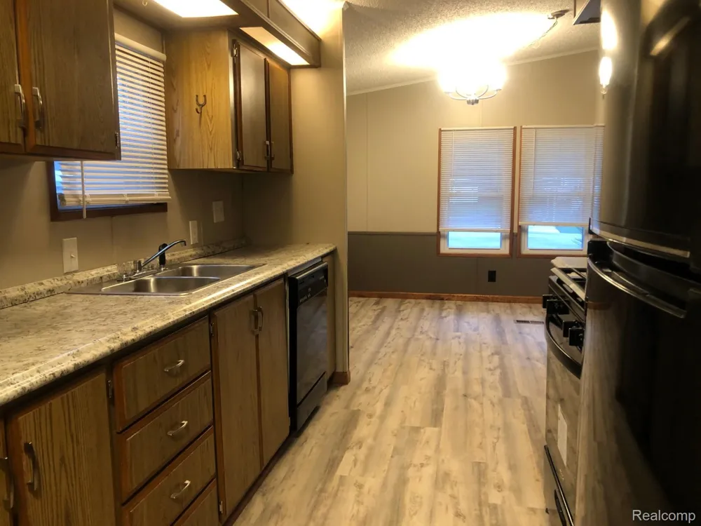 608 Holly Court Jonesville City, MI 49250