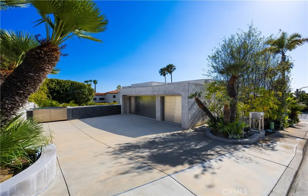 711 Gull Laguna Beach, CA 92651