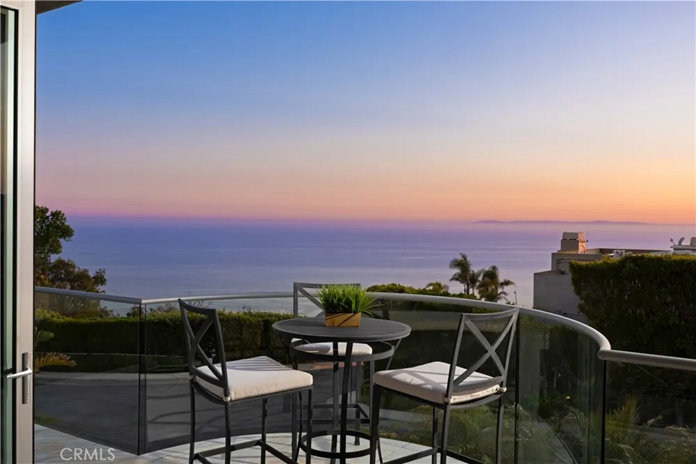 711 Gull Laguna Beach, CA 92651