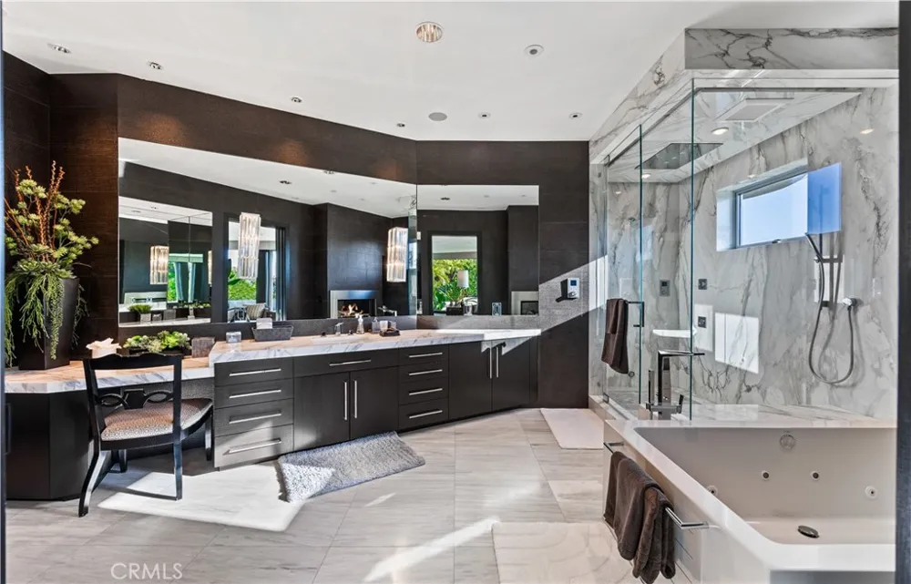 711 Gull Laguna Beach, CA 92651