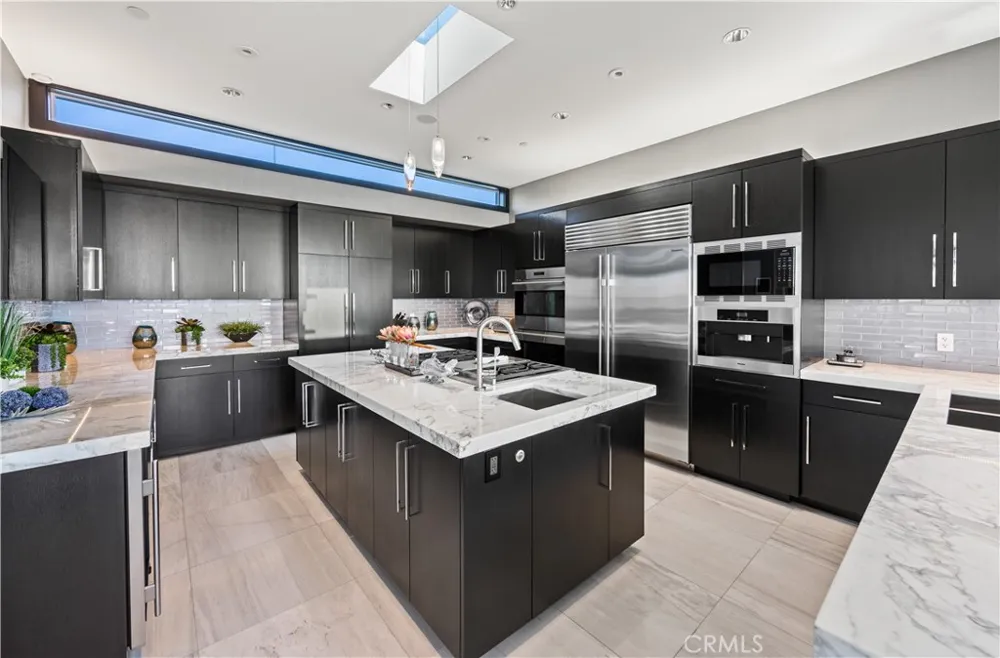 711 Gull Laguna Beach, CA 92651