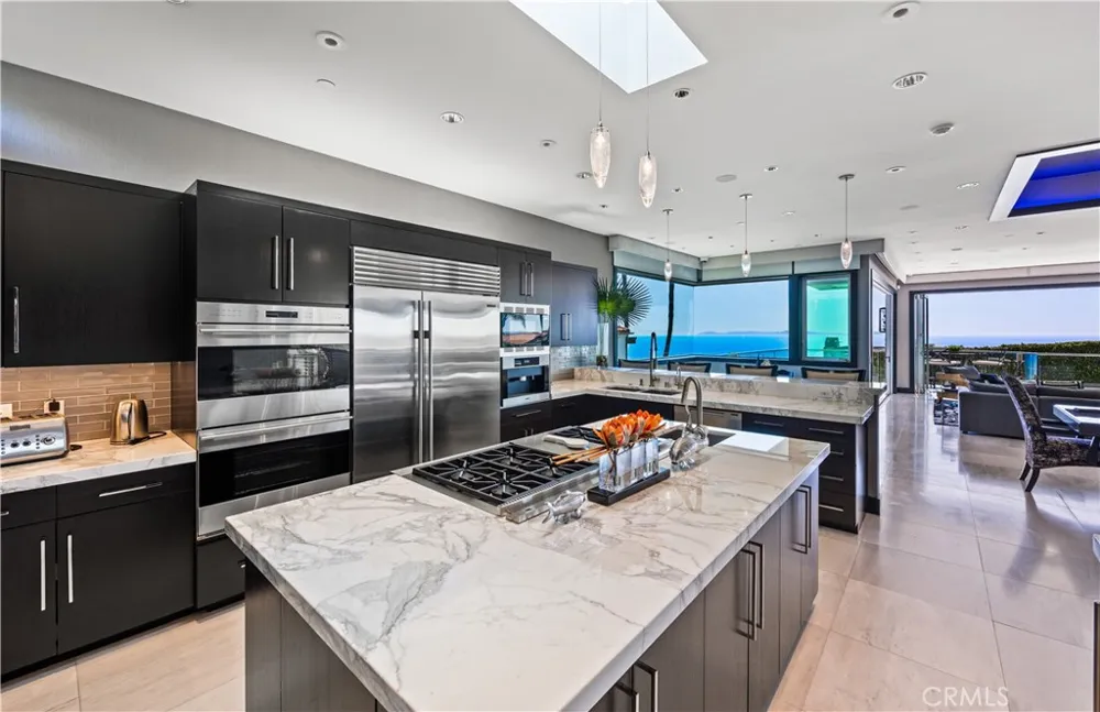 711 Gull Laguna Beach, CA 92651