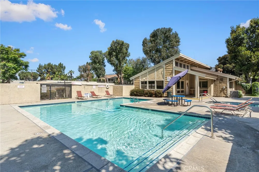 1130 E Alosta #B102 Azusa, CA 91702