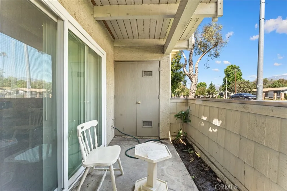 1130 E Alosta #B102 Azusa, CA 91702