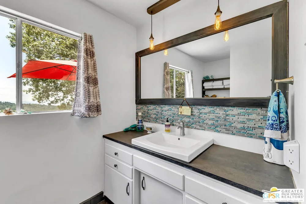 21395 Highway 243 Idyllwild, CA 92549