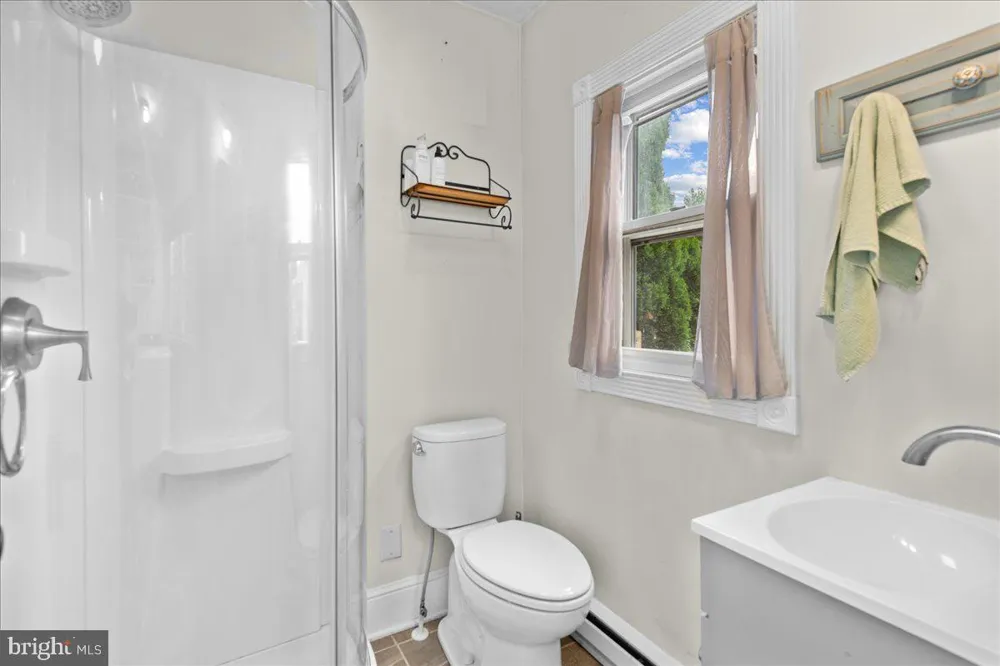 1007 POTOMAC AVENUE Hagerstown, MD 21742