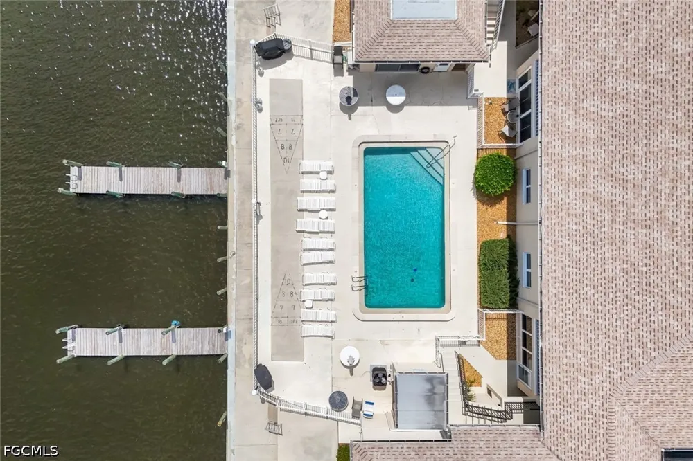 Bikini Court #103 Cape Coral, FL 33904