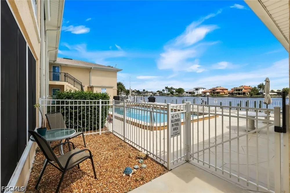 Bikini Court #103 Cape Coral, FL 33904