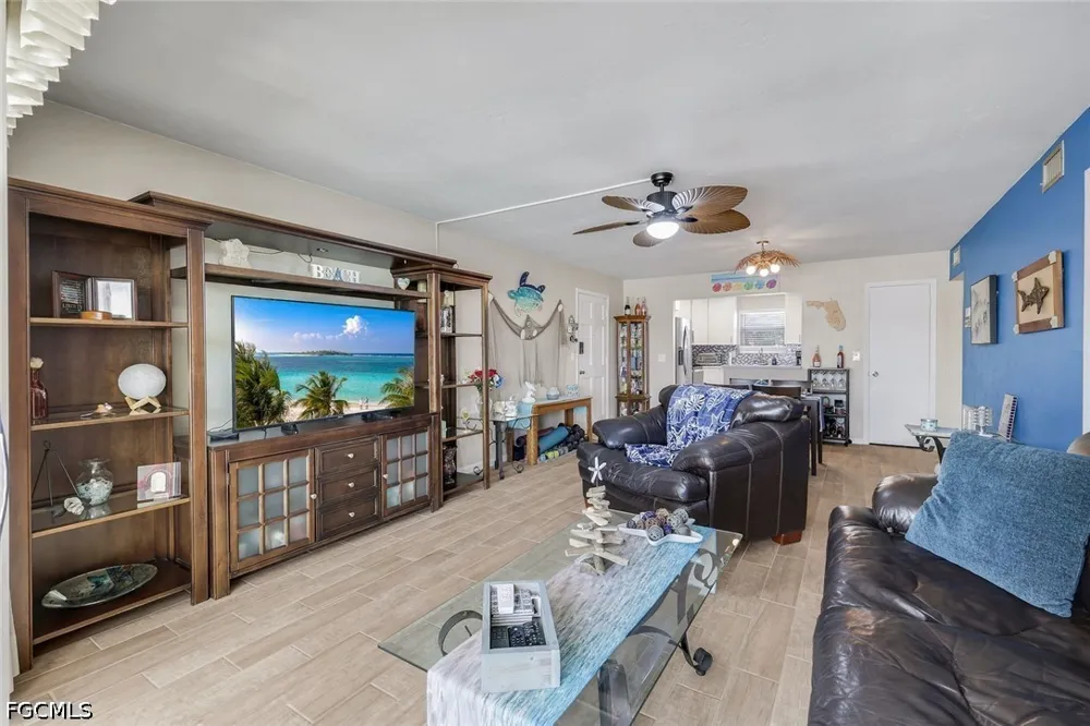 Bikini Court #103 Cape Coral, FL 33904