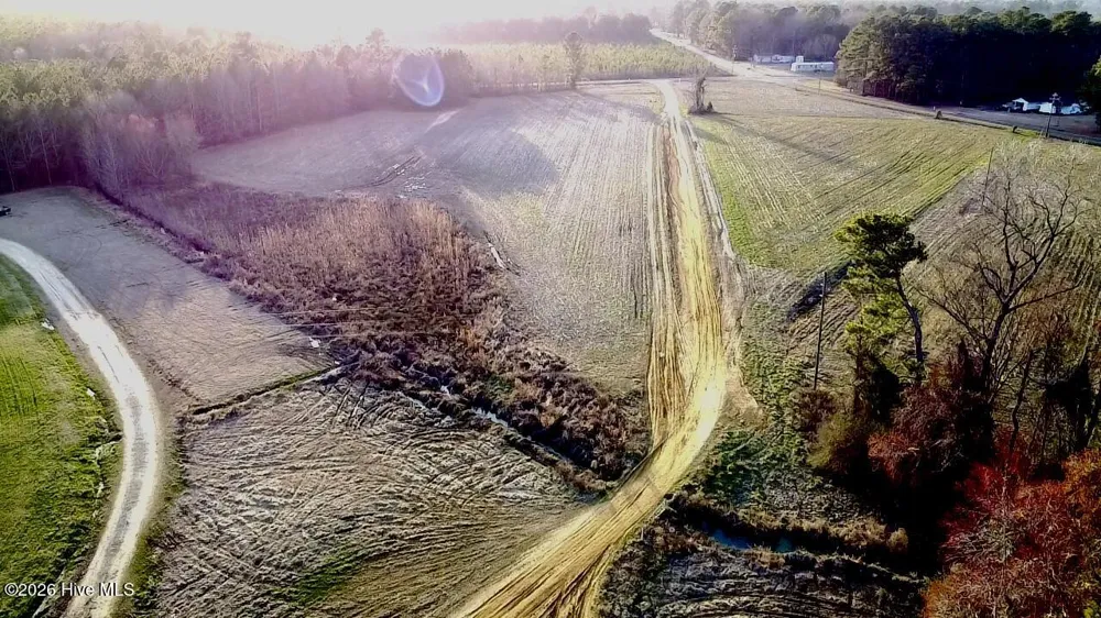3777 Elkton Road Clarkton, NC 28433