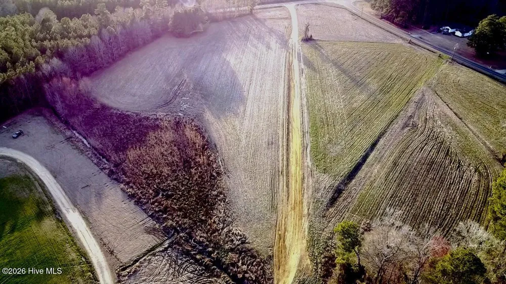 3777 Elkton Road Clarkton, NC 28433