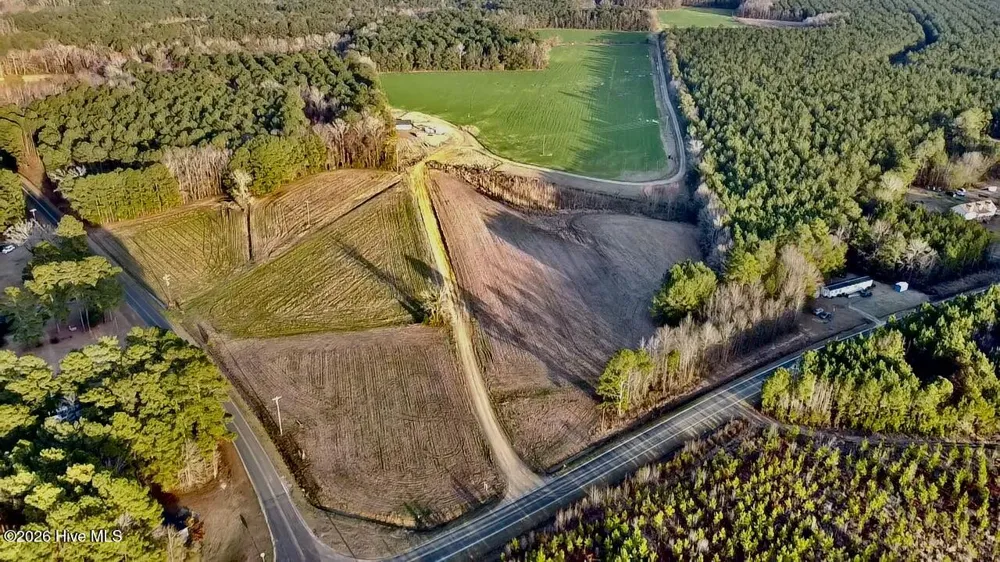 3777 Elkton Road Clarkton, NC 28433