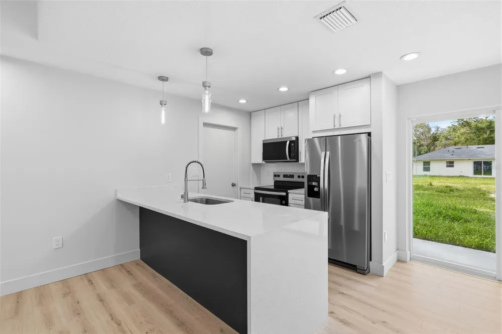 9599 W SANDRA STREET Crystal River, FL 34428