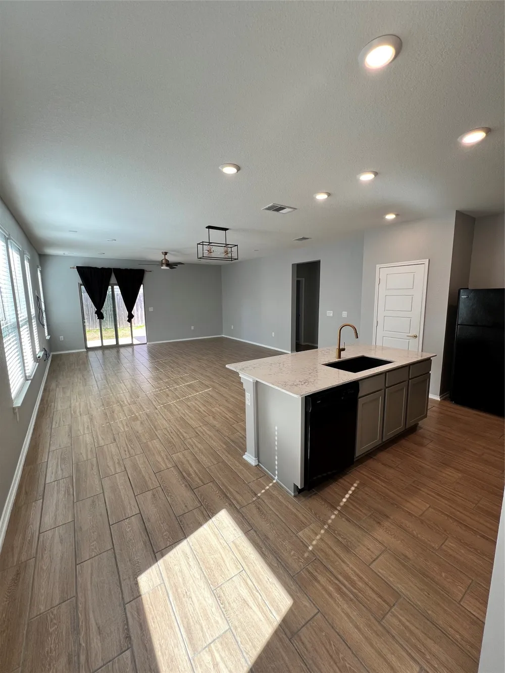 6516 Carriage Pines Drive Del Valle, TX 78617